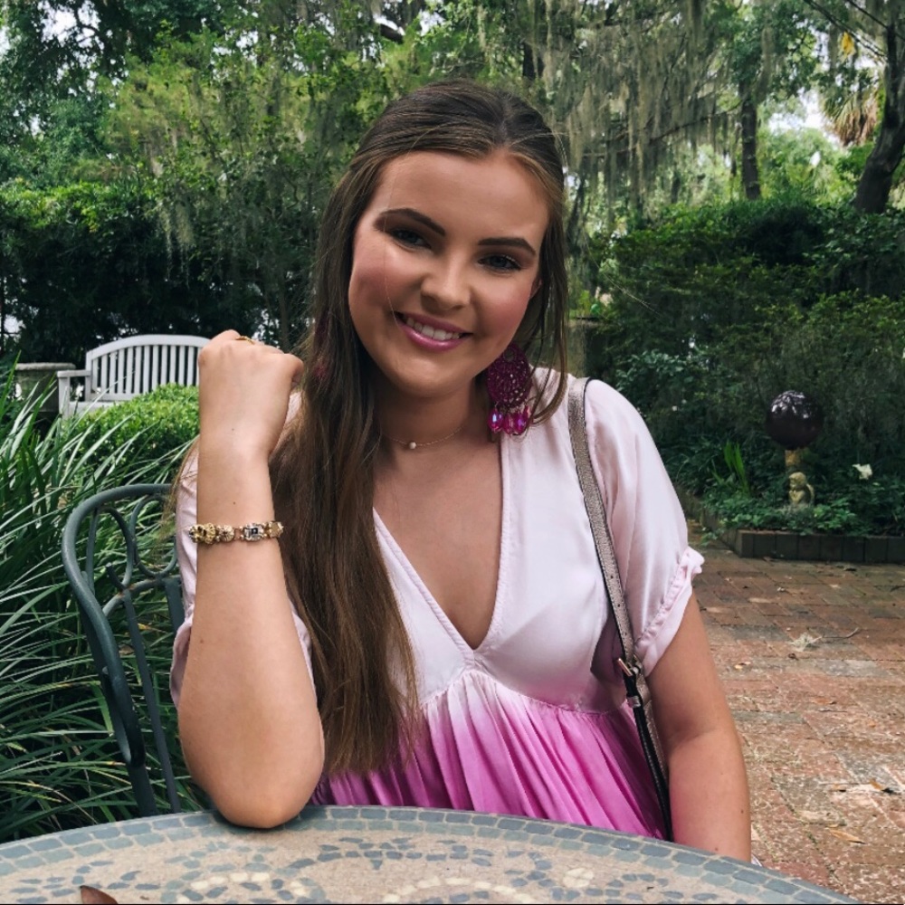 Meet your Posher, Maddie